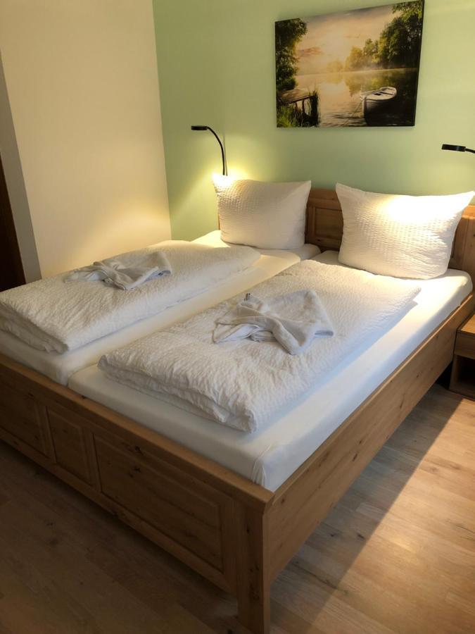 Gasthof Zum Baren Hotell Gernrode  Exteriör bild
